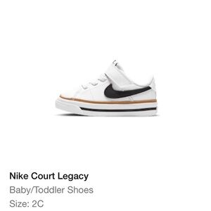 Nike White and Black Sneakers Classic Design